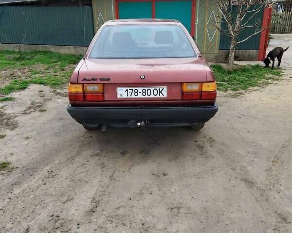 Ауди 100 1985 в Беляевке на Automoto.ua Красный Ауди 100, объемом двигателя 1.8 л и пробегом 300 тыс. км за 800 $, фото 1 на Automoto.ua