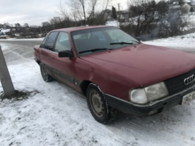 Красный Ауди 100, объемом двигателя 2 л и пробегом 200 тыс. км за 1500 $, фото 1 на Automoto.ua
