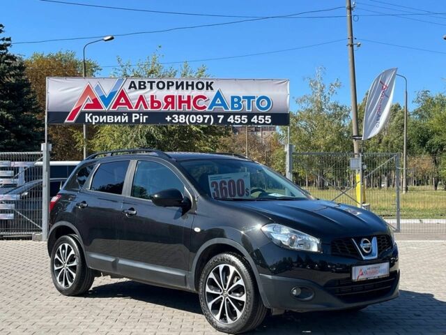 Красный Ауди 100, объемом двигателя 1 л и пробегом 100 тыс. км за 1608 $, фото 1 на Automoto.ua