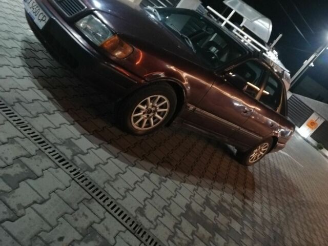 Красный Ауди 100, объемом двигателя 2.3 л и пробегом 270 тыс. км за 2700 $, фото 1 на Automoto.ua