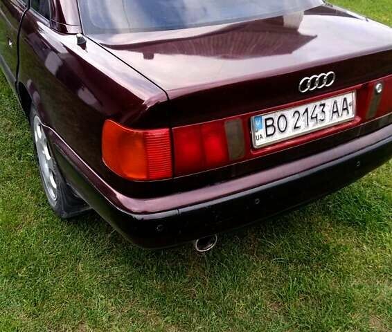 Червоний Ауді 100, об'ємом двигуна 2 л та пробігом 350 тис. км за 2300 $, фото 1 на Automoto.ua
