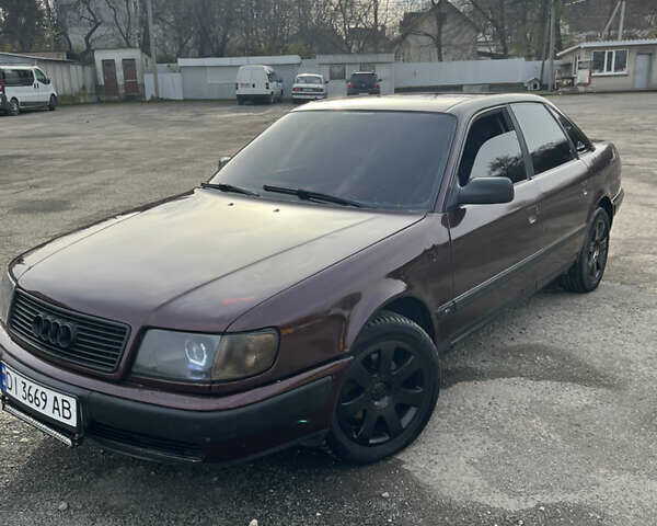 Красный Ауди 100, объемом двигателя 2.3 л и пробегом 450 тыс. км за 3100 $, фото 1 на Automoto.ua