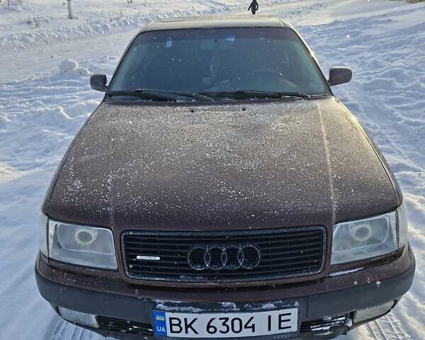 Красный Ауди 100, объемом двигателя 2.31 л и пробегом 350 тыс. км за 2800 $, фото 1 на Automoto.ua