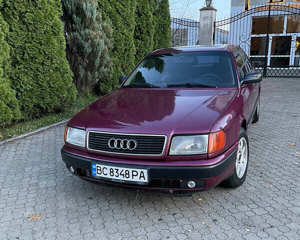 Красный Ауди 100, объемом двигателя 2.3 л и пробегом 450 тыс. км за 2500 $, фото 1 на Automoto.ua