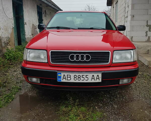 Красный Ауди 100, объемом двигателя 2 л и пробегом 405 тыс. км за 3500 $, фото 1 на Automoto.ua