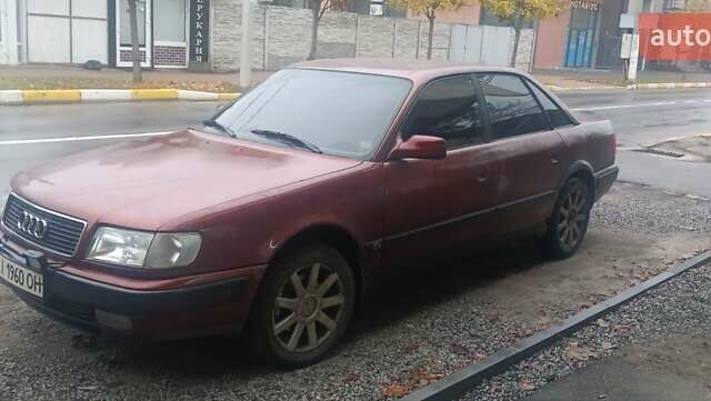 Красный Ауди 100, объемом двигателя 2 л и пробегом 390 тыс. км за 3000 $, фото 1 на Automoto.ua