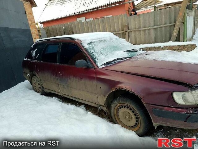 Красный Ауди 100, объемом двигателя 2.4 л и пробегом 235 тыс. км за 800 $, фото 1 на Automoto.ua