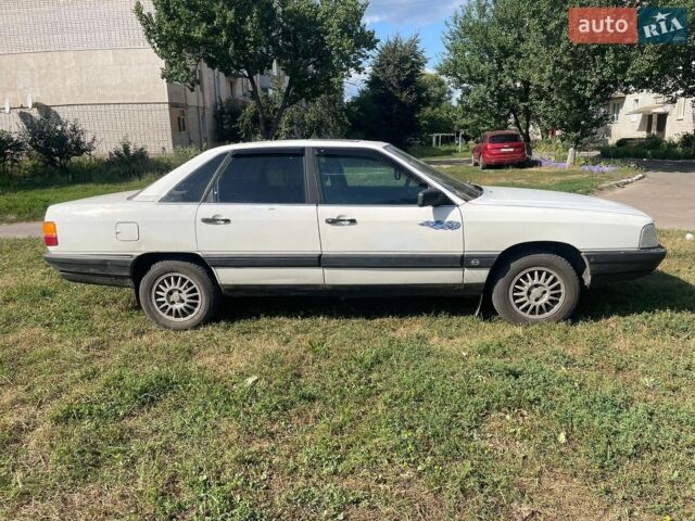 Ауді 100, об'ємом двигуна 1.8 л та пробігом 100 тис. км за 1100 $, фото 1 на Automoto.ua