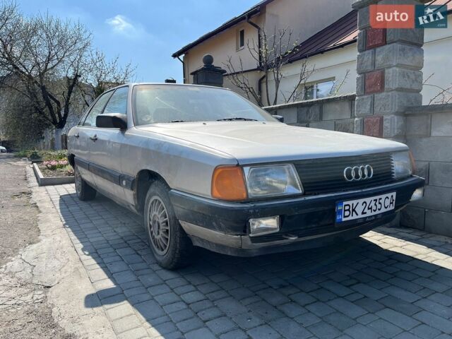 Ауді 100, об'ємом двигуна 2.2 л та пробігом 200 тис. км за 1300 $, фото 1 на Automoto.ua