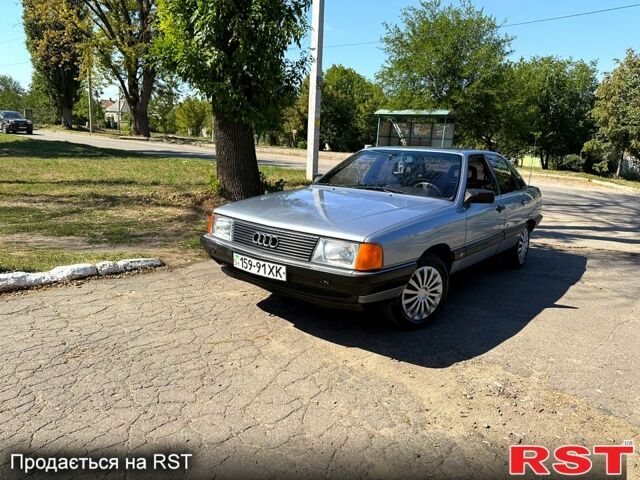 Ауди 100, объемом двигателя 1.8 л и пробегом 280 тыс. км за 1450 $, фото 1 на Automoto.ua