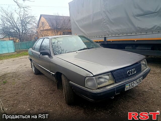 Ауді 100, об'ємом двигуна 2.3 л та пробігом 400 тис. км за 600 $, фото 1 на Automoto.ua