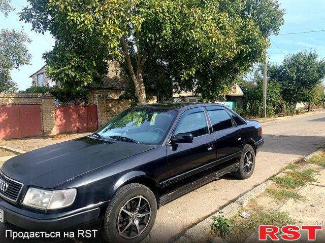 Ауди 100, объемом двигателя 2.5 л и пробегом 332 тыс. км за 3000 $, фото 1 на Automoto.ua