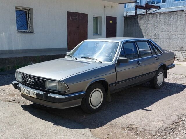 Серый Ауди 100, объемом двигателя 2.2 л и пробегом 350 тыс. км за 668 $, фото 1 на Automoto.ua