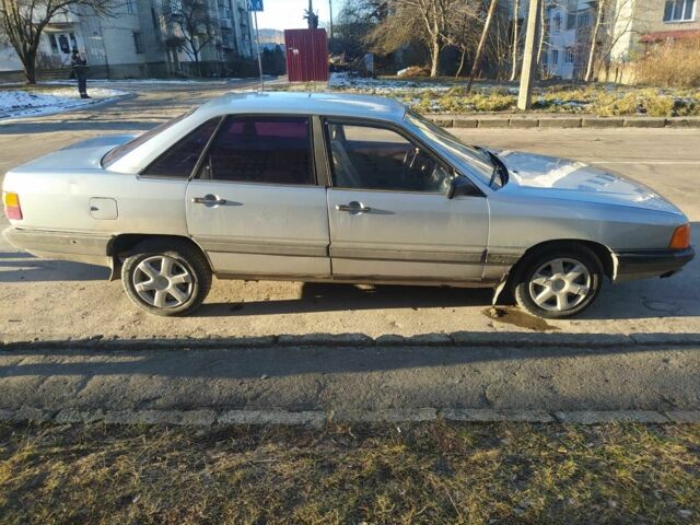 Сірий Ауді 100, об'ємом двигуна 0.19 л та пробігом 3 тис. км за 1400 $, фото 1 на Automoto.ua