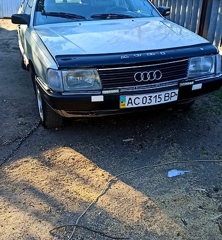 Сірий Ауді 100, об'ємом двигуна 2.1 л та пробігом 0 тис. км за 800 $, фото 1 на Automoto.ua