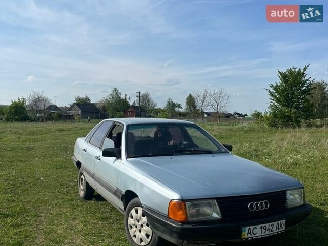 Серый Ауди 100, объемом двигателя 1.9 л и пробегом 300 тыс. км за 850 $, фото 1 на Automoto.ua