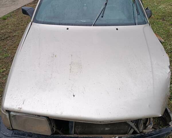 Сірий Ауді 100, об'ємом двигуна 1.8 л та пробігом 365 тис. км за 300 $, фото 1 на Automoto.ua