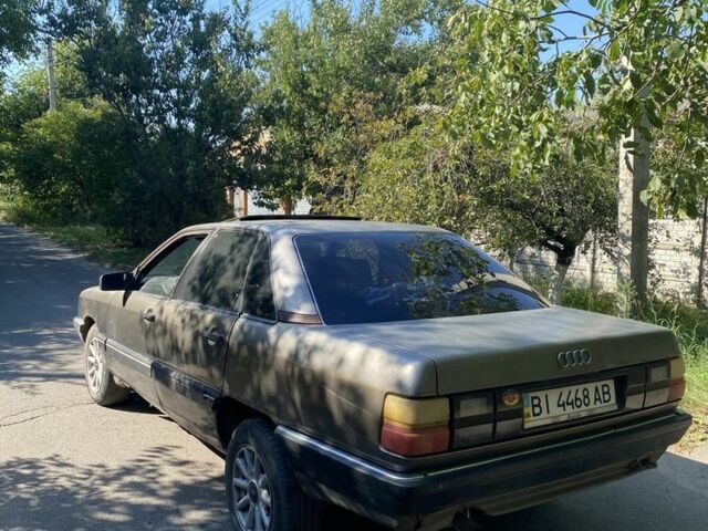 Сірий Ауді 100, об'ємом двигуна 1.9 л та пробігом 1000 тис. км за 761 $, фото 1 на Automoto.ua