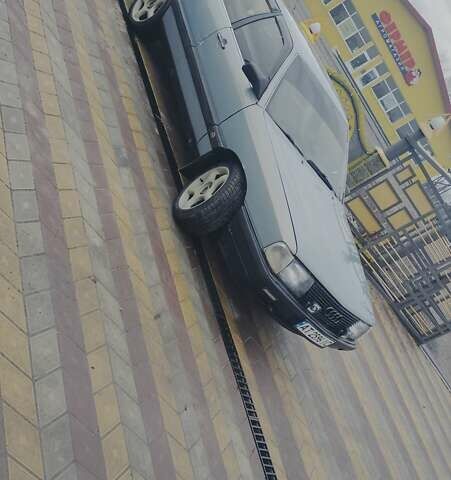 Сірий Ауді 100, об'ємом двигуна 0 л та пробігом 300 тис. км за 1500 $, фото 1 на Automoto.ua