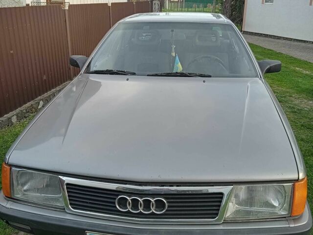 Серый Ауди 100, объемом двигателя 2 л и пробегом 350 тыс. км за 1700 $, фото 1 на Automoto.ua