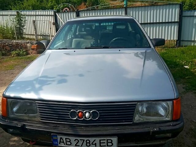 Сірий Ауді 100, об'ємом двигуна 2.2 л та пробігом 265 тис. км за 1800 $, фото 1 на Automoto.ua