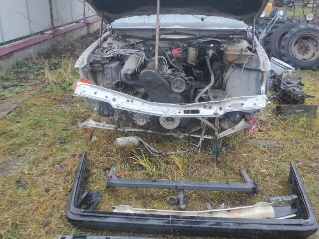 Серый Ауди 100, объемом двигателя 0 л и пробегом 1000 тыс. км за 300 $, фото 1 на Automoto.ua