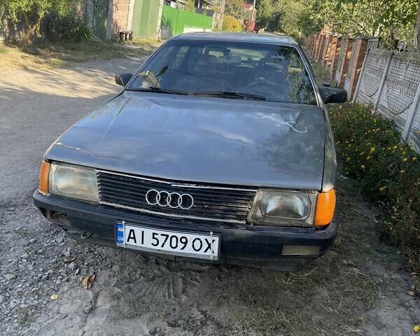 Сірий Ауді 100, об'ємом двигуна 1.8 л та пробігом 123 тис. км за 800 $, фото 1 на Automoto.ua