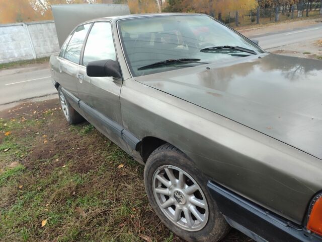 Серый Ауди 100, объемом двигателя 1 л и пробегом 19 тыс. км за 550 $, фото 1 на Automoto.ua