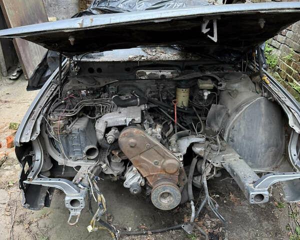 Сірий Ауді 100, об'ємом двигуна 1.98 л та пробігом 400 тис. км за 350 $, фото 1 на Automoto.ua