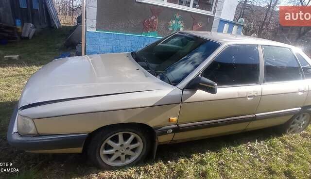 Сірий Ауді 100, об'ємом двигуна 2.2 л та пробігом 300 тис. км за 1800 $, фото 1 на Automoto.ua