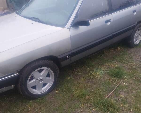 Серый Ауди 100, объемом двигателя 2.3 л и пробегом 350 тыс. км за 1500 $, фото 1 на Automoto.ua