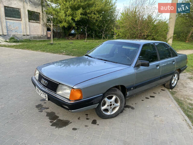 Сірий Ауді 100, об'ємом двигуна 2 л та пробігом 300 тис. км за 1650 $, фото 1 на Automoto.ua