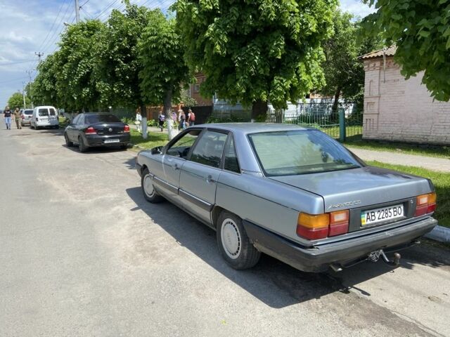 Сірий Ауді 100, об'ємом двигуна 1.8 л та пробігом 230 тис. км за 1300 $, фото 1 на Automoto.ua