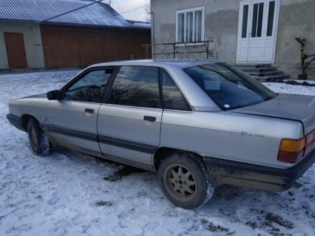 Серый Ауди 100, объемом двигателя 2.2 л и пробегом 300 тыс. км за 1200 $, фото 1 на Automoto.ua