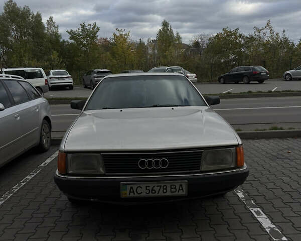 Ауди 100 1989 в Луцке на Automoto.ua Серый Ауди 100, объемом двигателя 2 л и пробегом 440 тыс. км за 2200 $, фото 1 на Automoto.ua