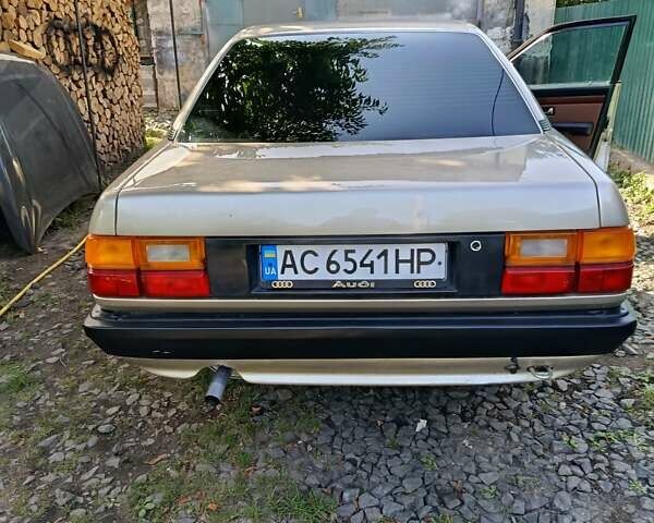 Серый Ауди 100, объемом двигателя 2.3 л и пробегом 400 тыс. км за 2500 $, фото 1 на Automoto.ua
