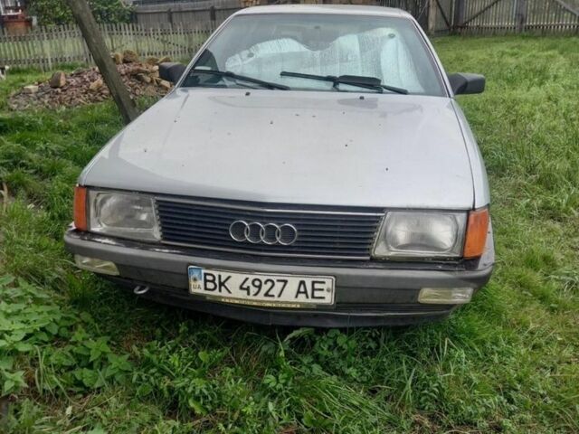 Серый Ауди 100, объемом двигателя 1.8 л и пробегом 1 тыс. км за 1200 $, фото 1 на Automoto.ua