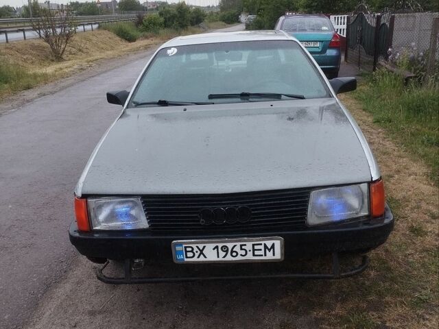 Сірий Ауді 100, об'ємом двигуна 1.99 л та пробігом 450 тис. км за 1004 $, фото 1 на Automoto.ua