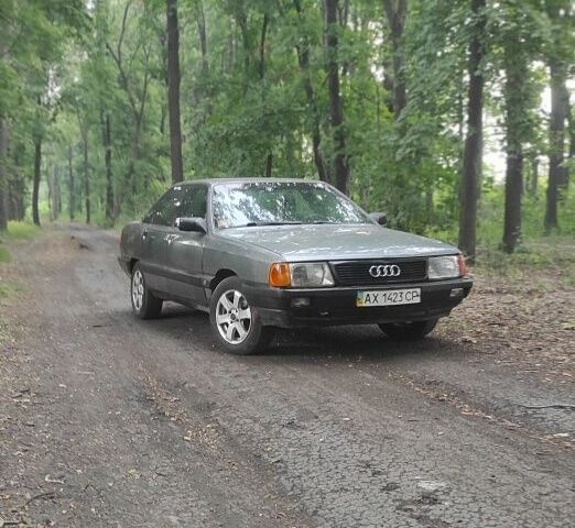 Сірий Ауді 100, об'ємом двигуна 2.3 л та пробігом 1 тис. км за 1233 $, фото 1 на Automoto.ua