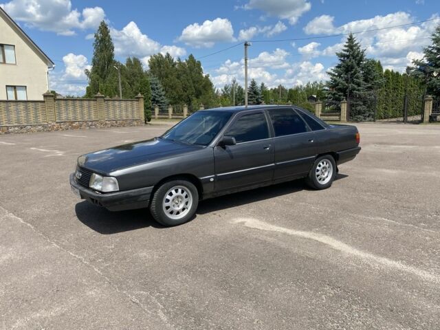 Сірий Ауді 100, об'ємом двигуна 2.5 л та пробігом 3 тис. км за 2300 $, фото 1 на Automoto.ua