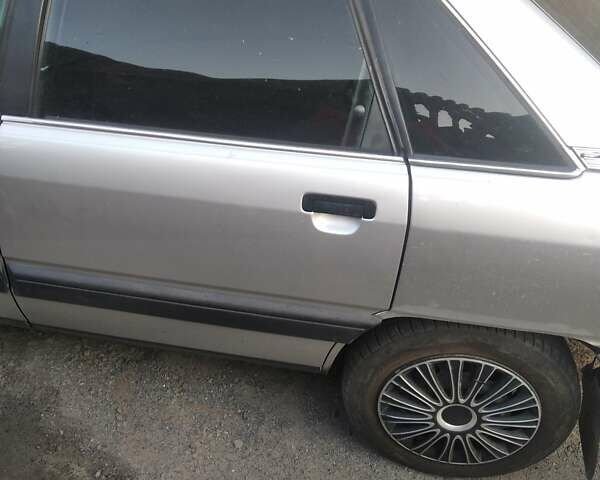 Серый Ауди 100, объемом двигателя 2.3 л и пробегом 500 тыс. км за 2500 $, фото 1 на Automoto.ua