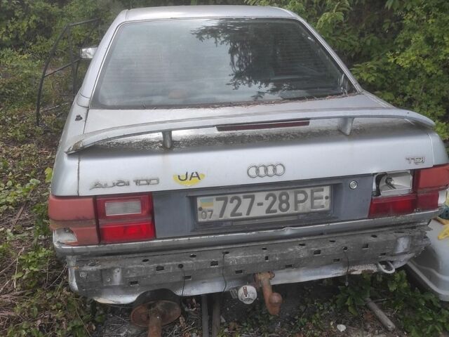 Сірий Ауді 100, об'ємом двигуна 0 л та пробігом 250 тис. км за 500 $, фото 1 на Automoto.ua