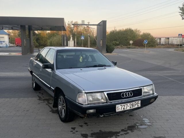 Сірий Ауді 100, об'ємом двигуна 0 л та пробігом 300 тис. км за 1556 $, фото 1 на Automoto.ua