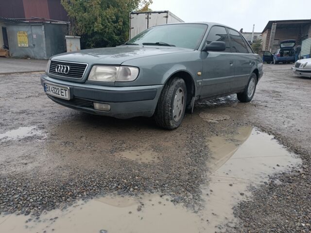 Серый Ауди 100, объемом двигателя 2.3 л и пробегом 350 тыс. км за 2200 $, фото 1 на Automoto.ua