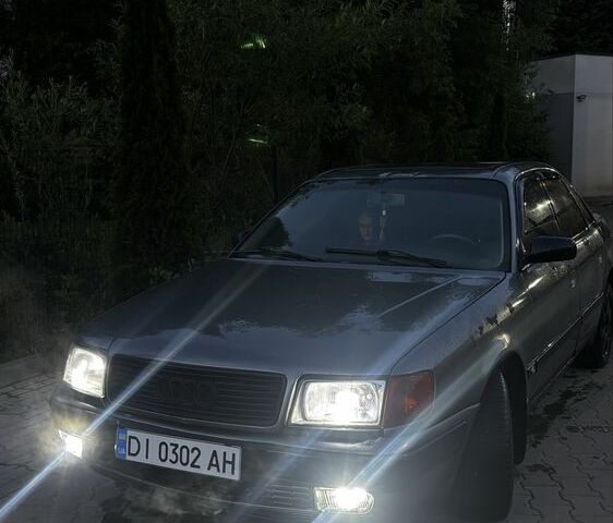 Сірий Ауді 100, об'ємом двигуна 2.6 л та пробігом 450 тис. км за 1800 $, фото 1 на Automoto.ua