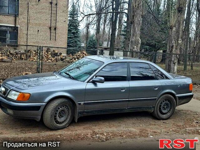 Сірий Ауді 100, об'ємом двигуна 1.9 л та пробігом 250 тис. км за 3500 $, фото 1 на Automoto.ua