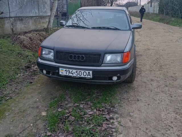 Серый Ауди 100, объемом двигателя 0 л и пробегом 500 тыс. км за 1800 $, фото 1 на Automoto.ua