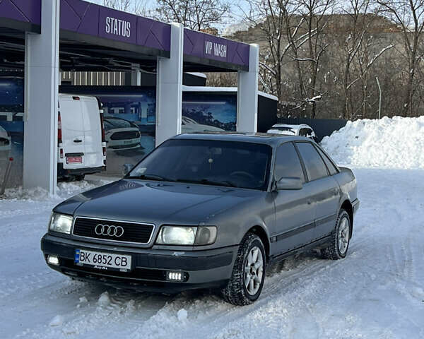 Серый Ауди 100, объемом двигателя 2.6 л и пробегом 300 тыс. км за 1850 $, фото 1 на Automoto.ua