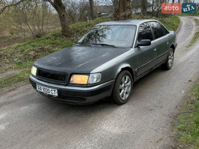 Сірий Ауді 100, об'ємом двигуна 2.6 л та пробігом 250 тис. км за 1100 $, фото 1 на Automoto.ua