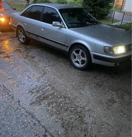 Серый Ауди 100, объемом двигателя 2.6 л и пробегом 320 тыс. км за 2300 $, фото 1 на Automoto.ua